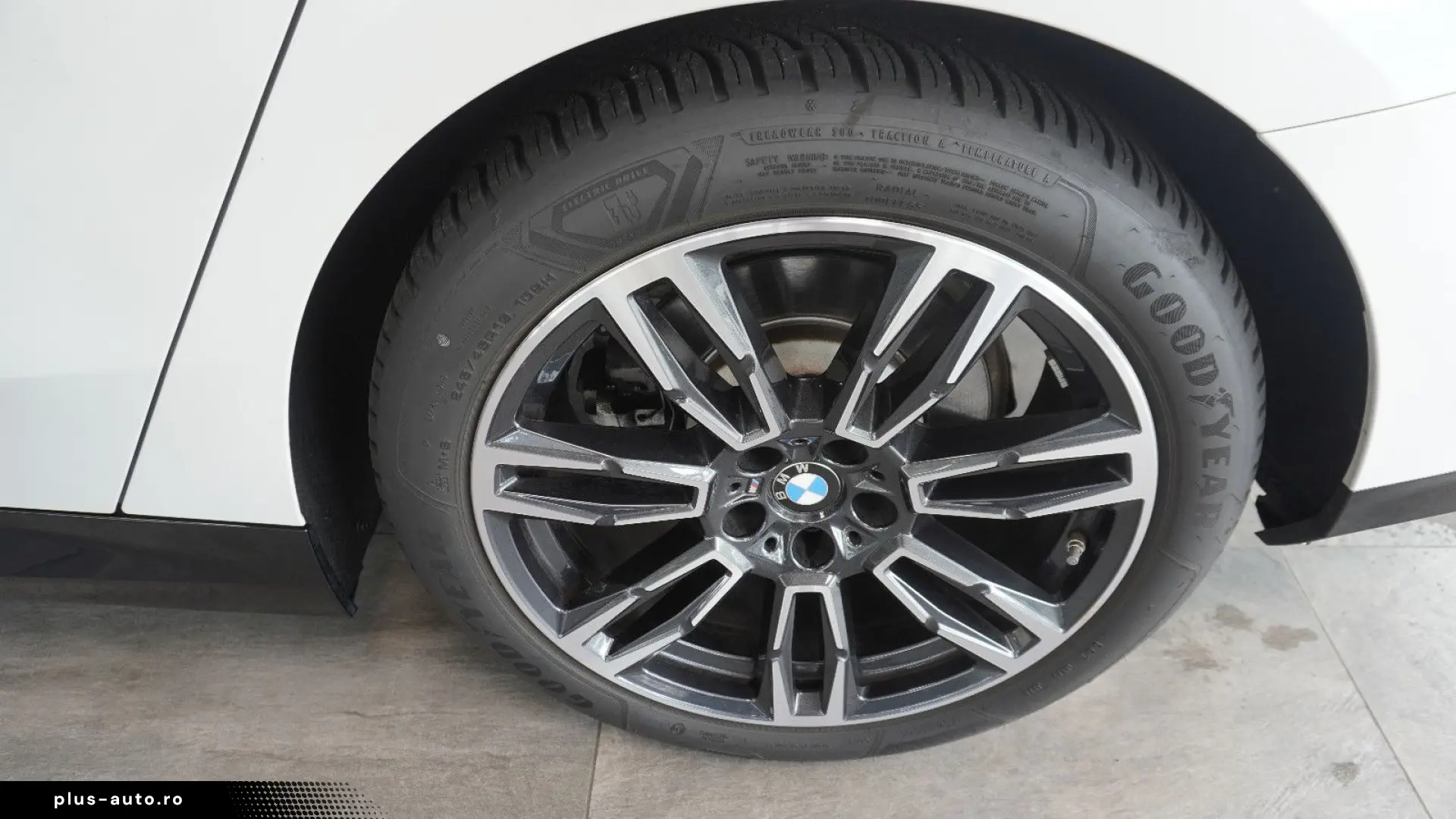 BMW 520 d M Sport AHK HUD STAHZ LED SOUND