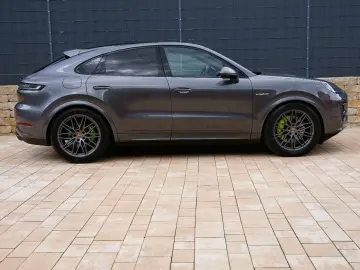 PORSCHE Cayenne Coupe E-Hybrid SportDesign SportAGA INNO