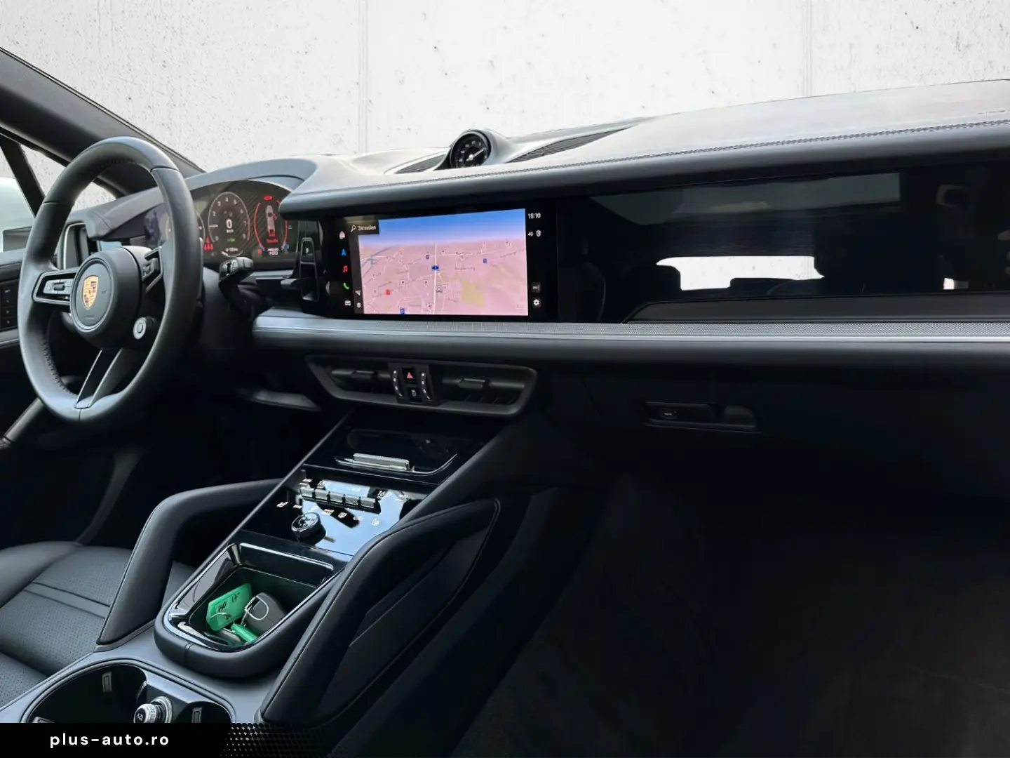 PORSCHE Cayenne E-Hybrid PANO BOSE PASM AHK