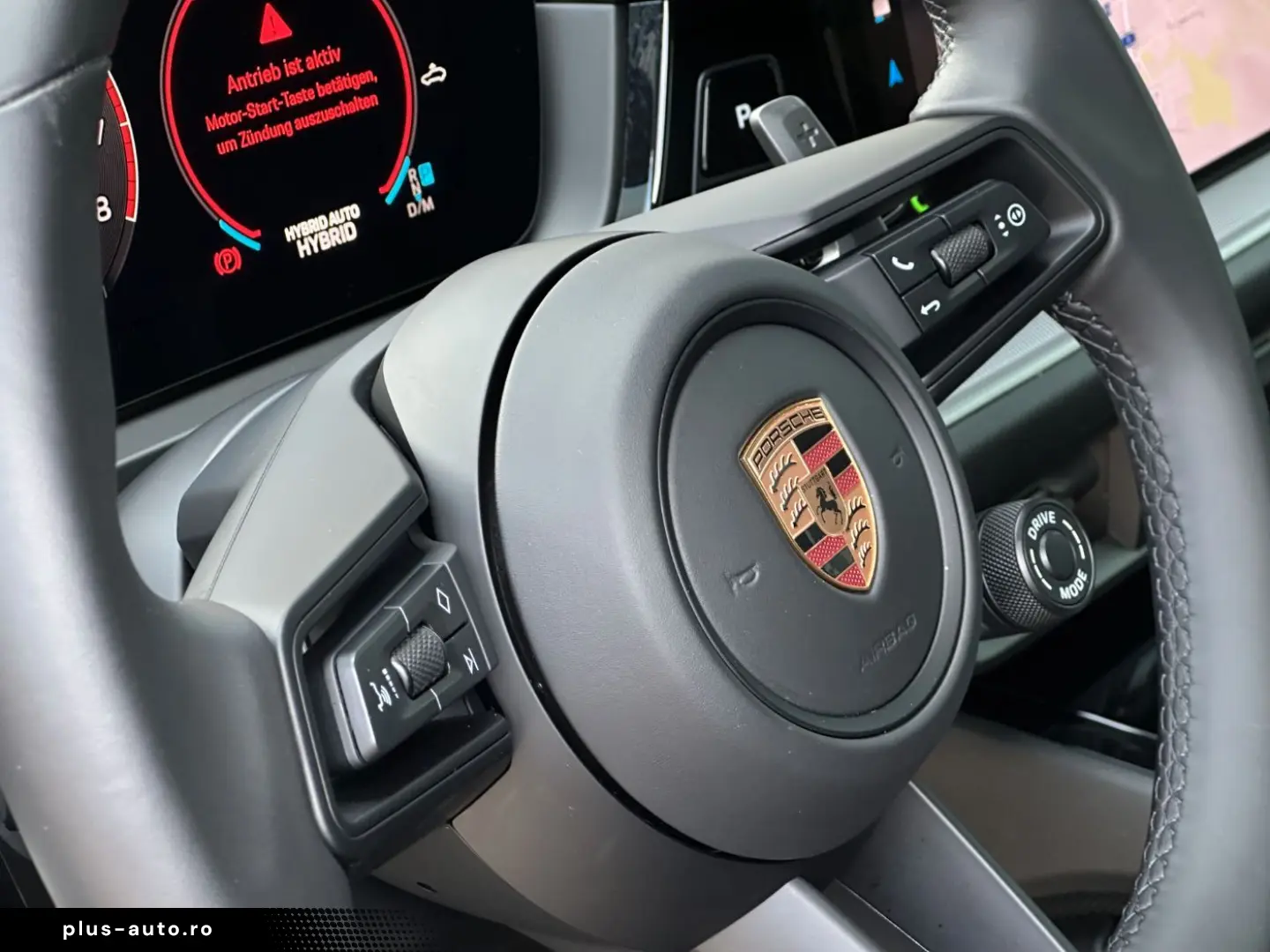 PORSCHE Cayenne E-Hybrid PANO BOSE PASM AHK