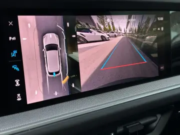 PORSCHE Cayenne E-Hybrid PANO BOSE PASM AHK