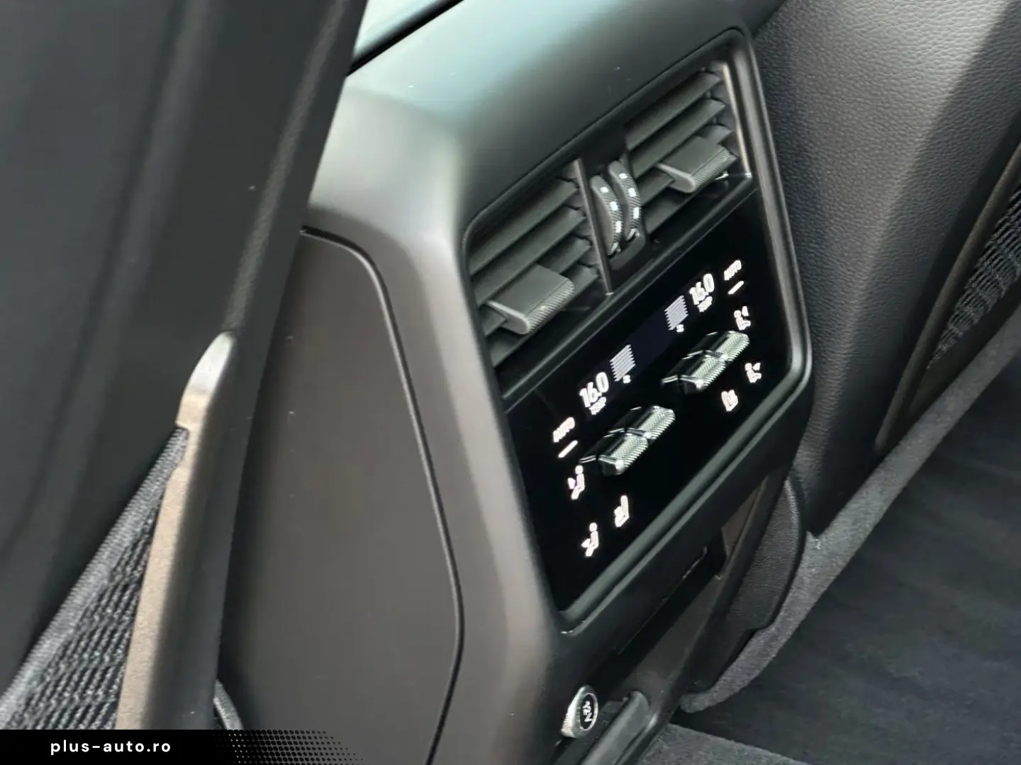 PORSCHE Cayenne E-Hybrid PANO BOSE PASM AHK
