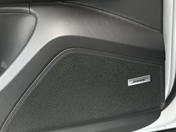 PORSCHE Cayenne E-Hybrid PANO BOSE PASM AHK