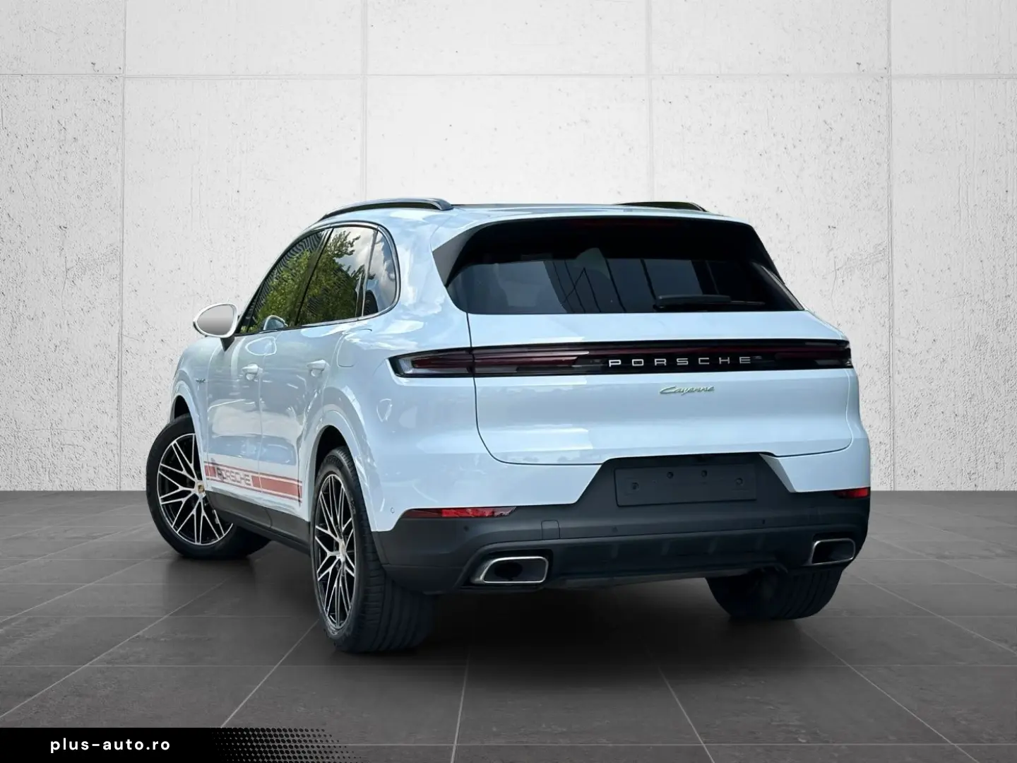 PORSCHE Cayenne E-Hybrid PANO BOSE PASM AHK
