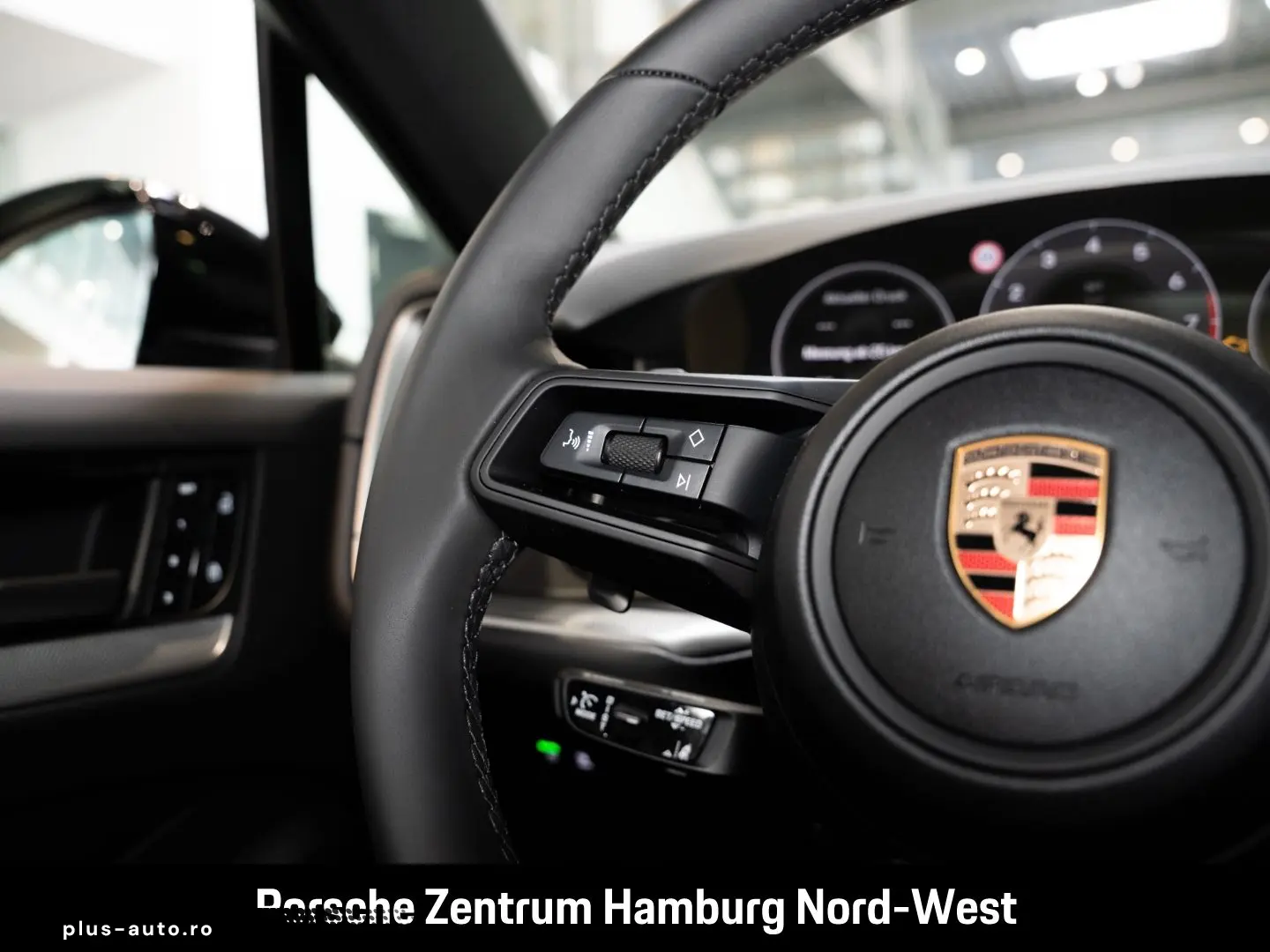 PORSCHE Cayenne E-Hybrid Coupe BOSE PASM 21-Zoll