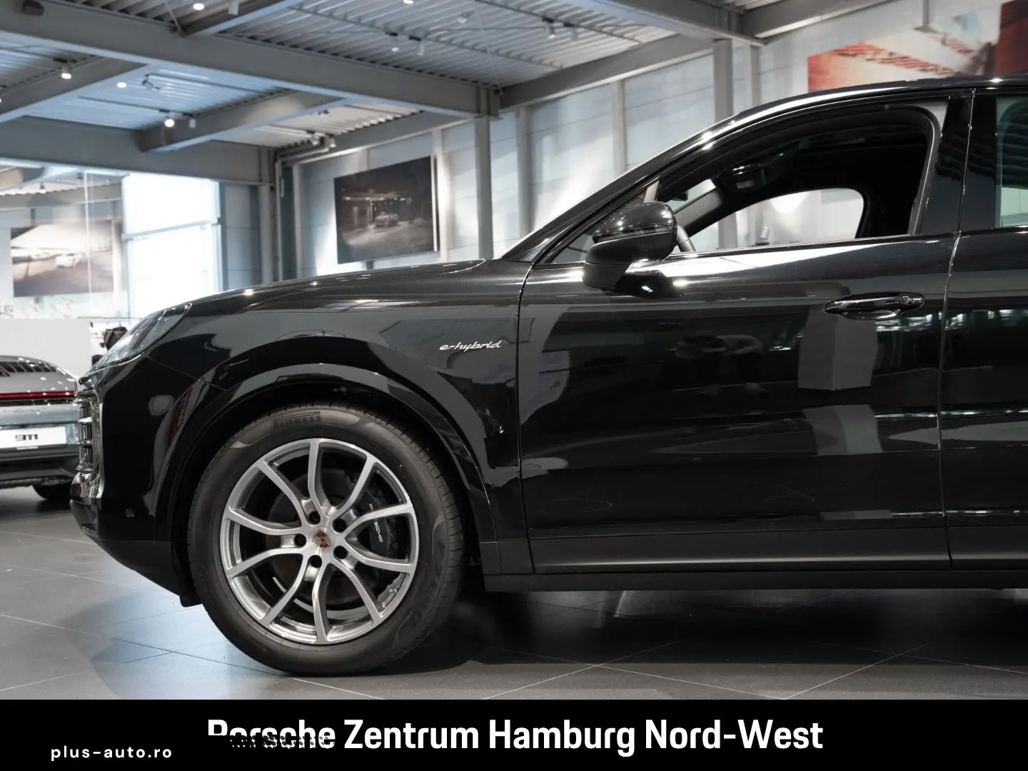 PORSCHE Cayenne E-Hybrid Coupe BOSE PASM 21-Zoll