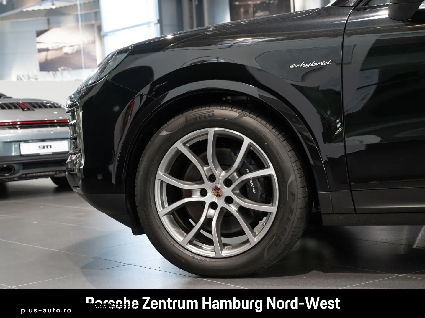 PORSCHE Cayenne E-Hybrid Coupe BOSE PASM 21-Zoll