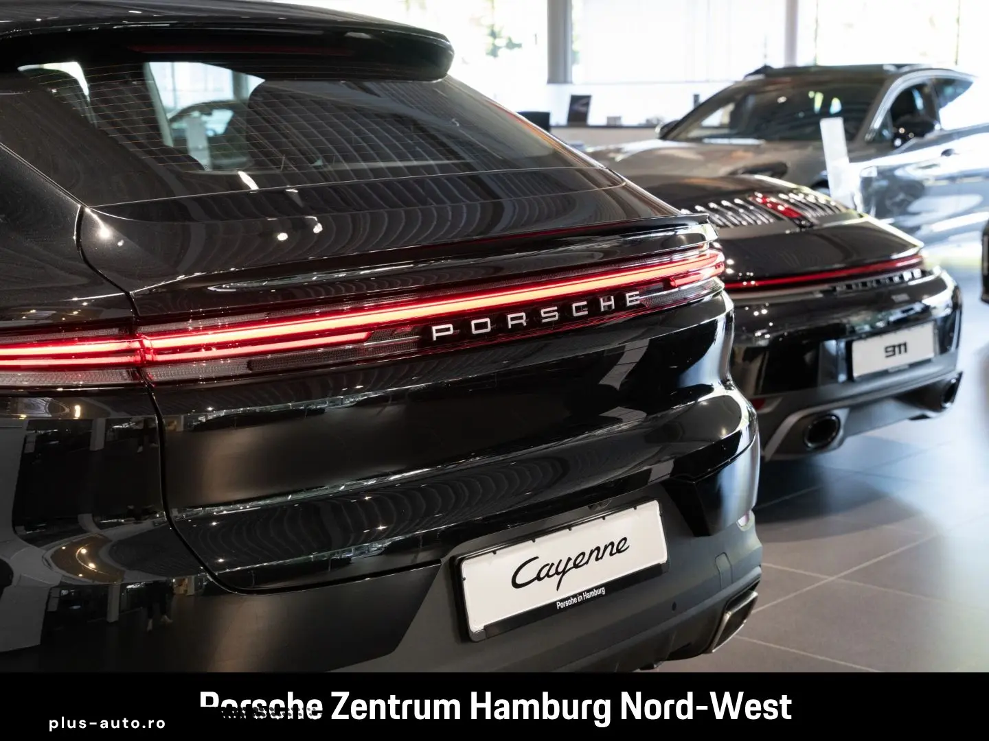 PORSCHE Cayenne E-Hybrid Coupe BOSE PASM 21-Zoll