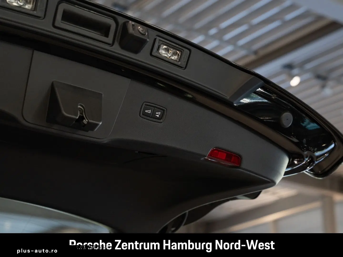 PORSCHE Cayenne E-Hybrid Coupe BOSE PASM 21-Zoll