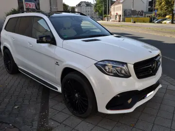 MERCEDES-BENZ GLS 63 AMG 4Matic NIGHT Pano Carbon H …