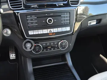 MERCEDES-BENZ GLS 63 AMG 4Matic NIGHT Pano Carbon H …