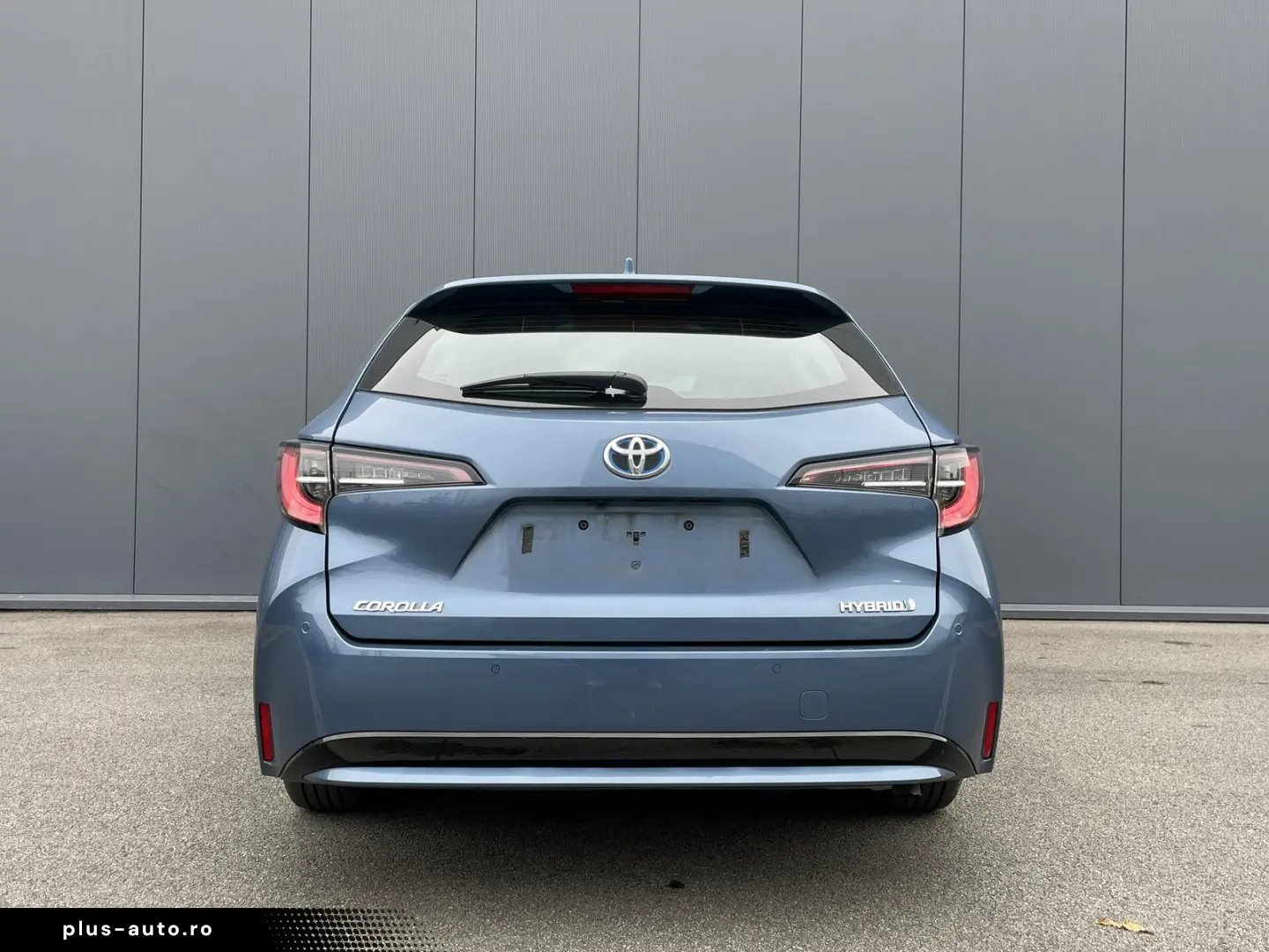 TOYOTA Corolla Touring Sports 1.8 Dynamic e-CVT Busines