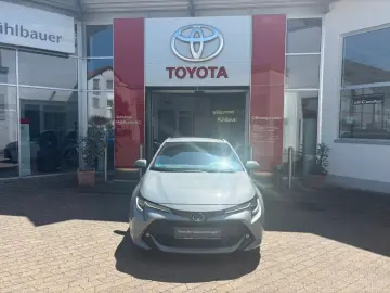TOYOTA Corolla Touring Sports Hybrid Team D