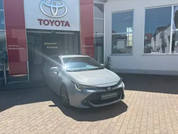 TOYOTA Corolla Touring Sports Hybrid Team D