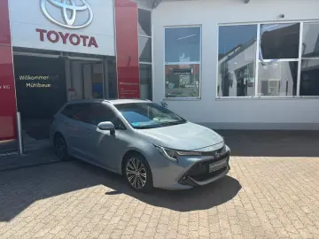 TOYOTA Corolla Touring Sports Hybrid Team D