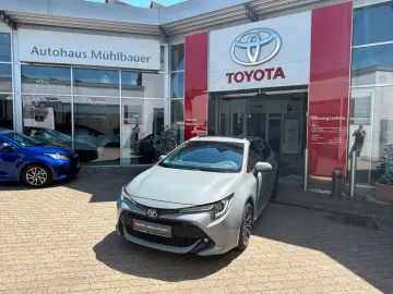 TOYOTA Corolla Touring Sports Hybrid Team D