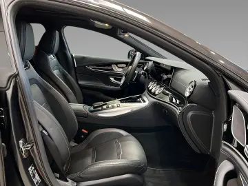 MERCEDES-BENZ GT 43 AMG 4M