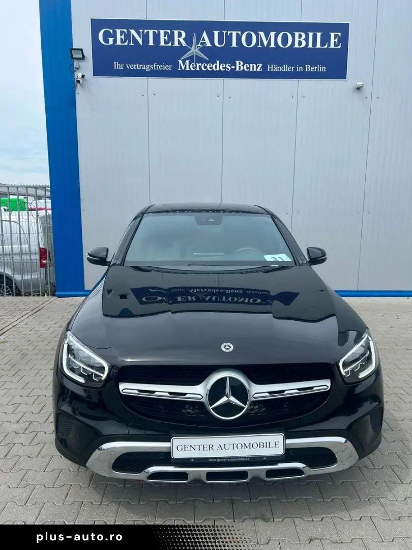 MERCEDES-BENZ GLC 200 COUPE 48V 4M AMG 19  COMAND KAMERA LED