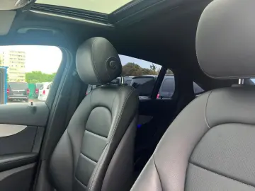 MERCEDES-BENZ GLC 200 COUPE 48V 4M AMG 19  COMAND KAMERA LED