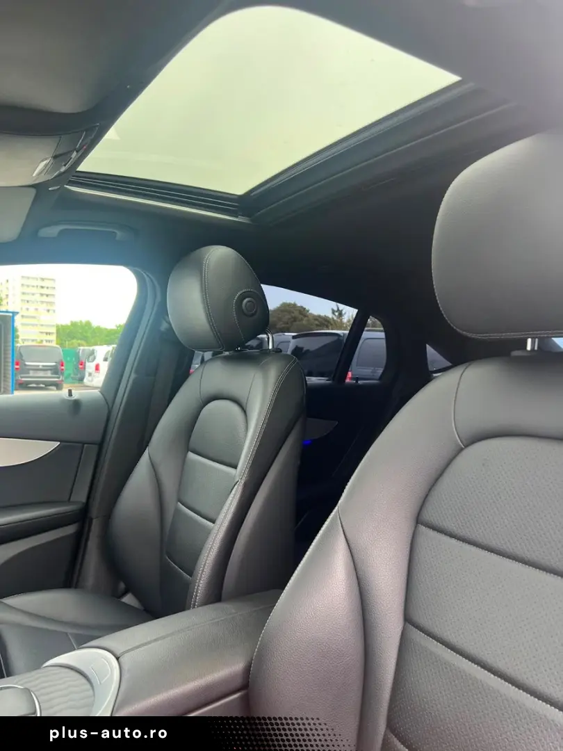MERCEDES-BENZ GLC 200 COUPE 48V 4M AMG 19  COMAND KAMERA LED
