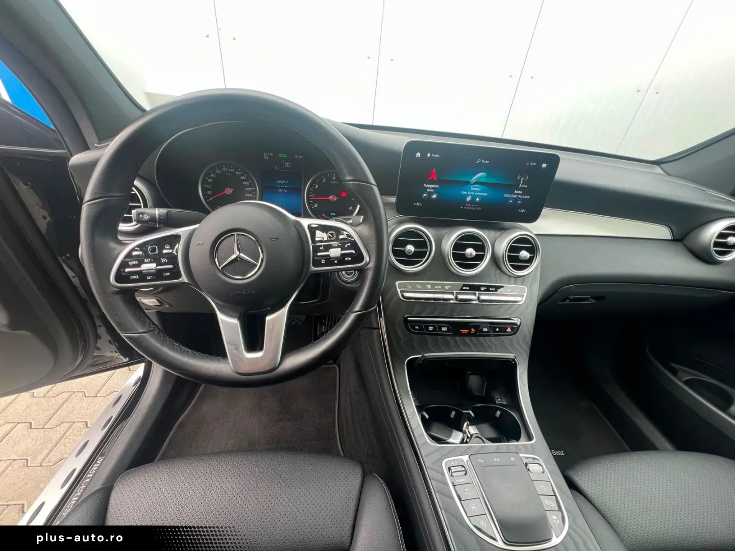 MERCEDES-BENZ GLC 200 COUPE 48V 4M AMG 19  COMAND KAMERA LED