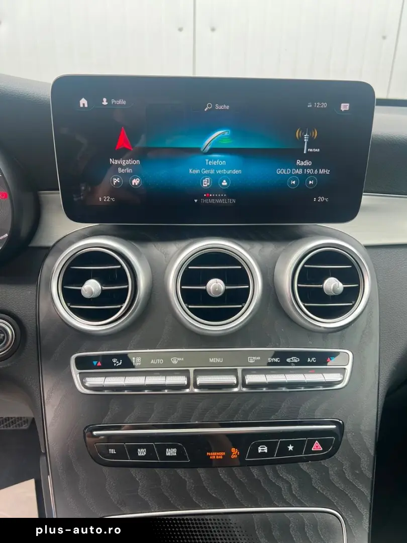 MERCEDES-BENZ GLC 200 COUPE 48V 4M AMG 19  COMAND KAMERA LED