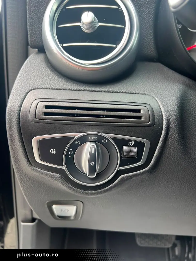 MERCEDES-BENZ GLC 200 COUPE 48V 4M AMG 19  COMAND KAMERA LED