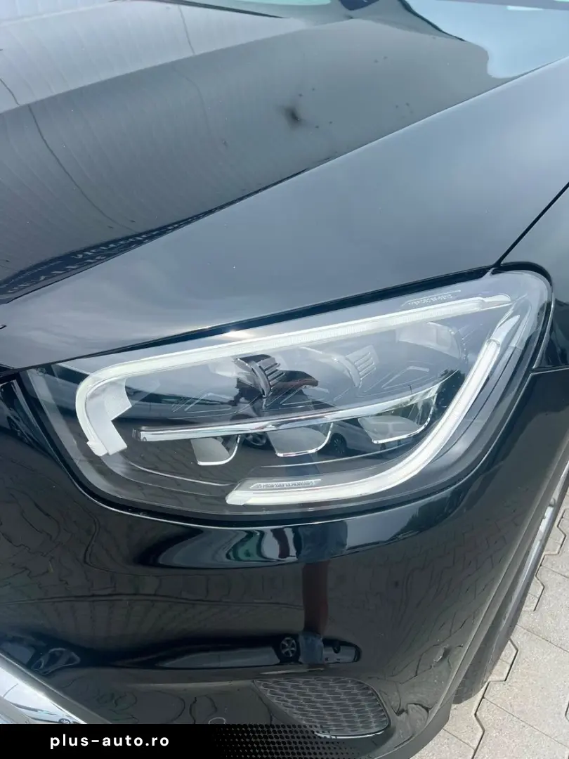 MERCEDES-BENZ GLC 200 COUPE 48V 4M AMG 19  COMAND KAMERA LED