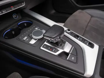 Audi S line Cabriolet 2.0 TDI quattro