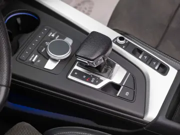 Audi S line Cabriolet 2.0 TDI quattro
