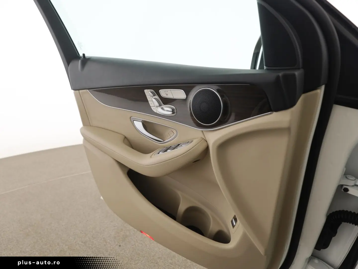 MERCEDES-BENZ GLC 200 4M Coupé MBUX Kamera LED Memory Navi