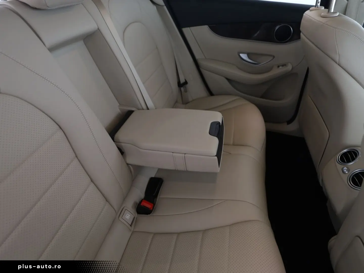 MERCEDES-BENZ GLC 200 4M Coupé MBUX Kamera LED Memory Navi