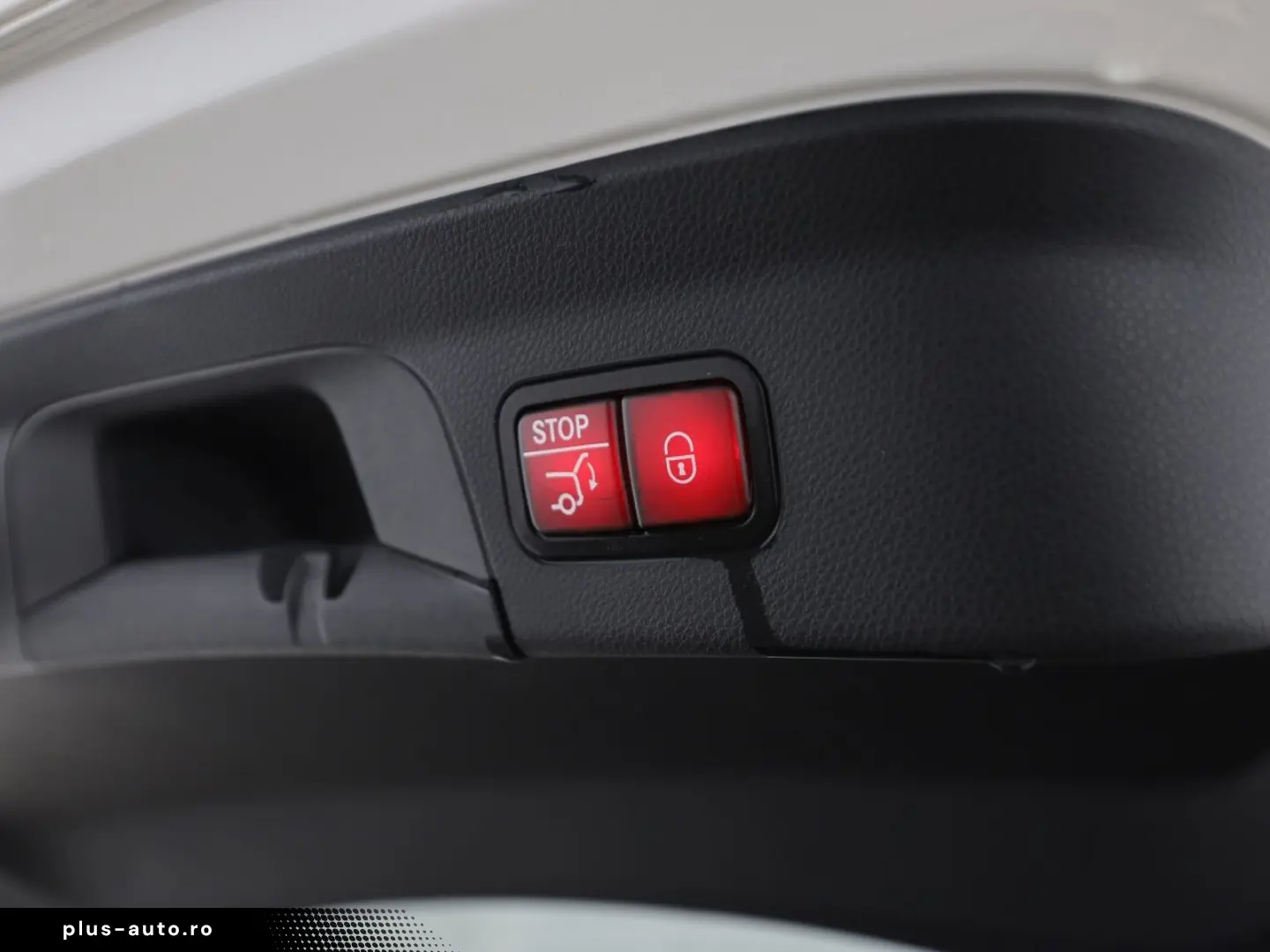 MERCEDES-BENZ GLC 200 4M Coupé MBUX Kamera LED Memory Navi