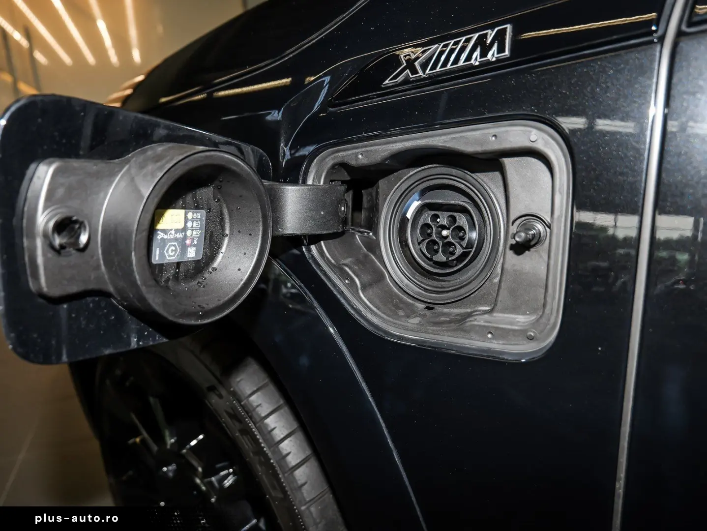 BMW XM 50e ACC HUD 360 KAM RFK NAVI LED Laser Massag