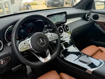 MERCEDES-BENZ GLC 400d 4M 2x AMG LEDER GSHD COMAND A…