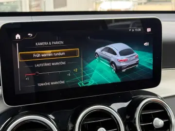 MERCEDES-BENZ GLC 400d 4M 2x AMG LEDER GSHD COMAND A…