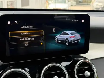 MERCEDES-BENZ GLC 400d 4M 2x AMG LEDER GSHD COMAND A…