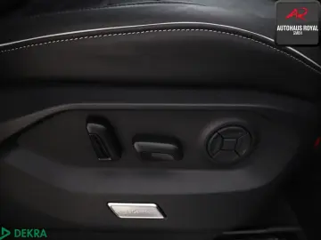 VW Touareg 3.0 TDI 4M R LINE