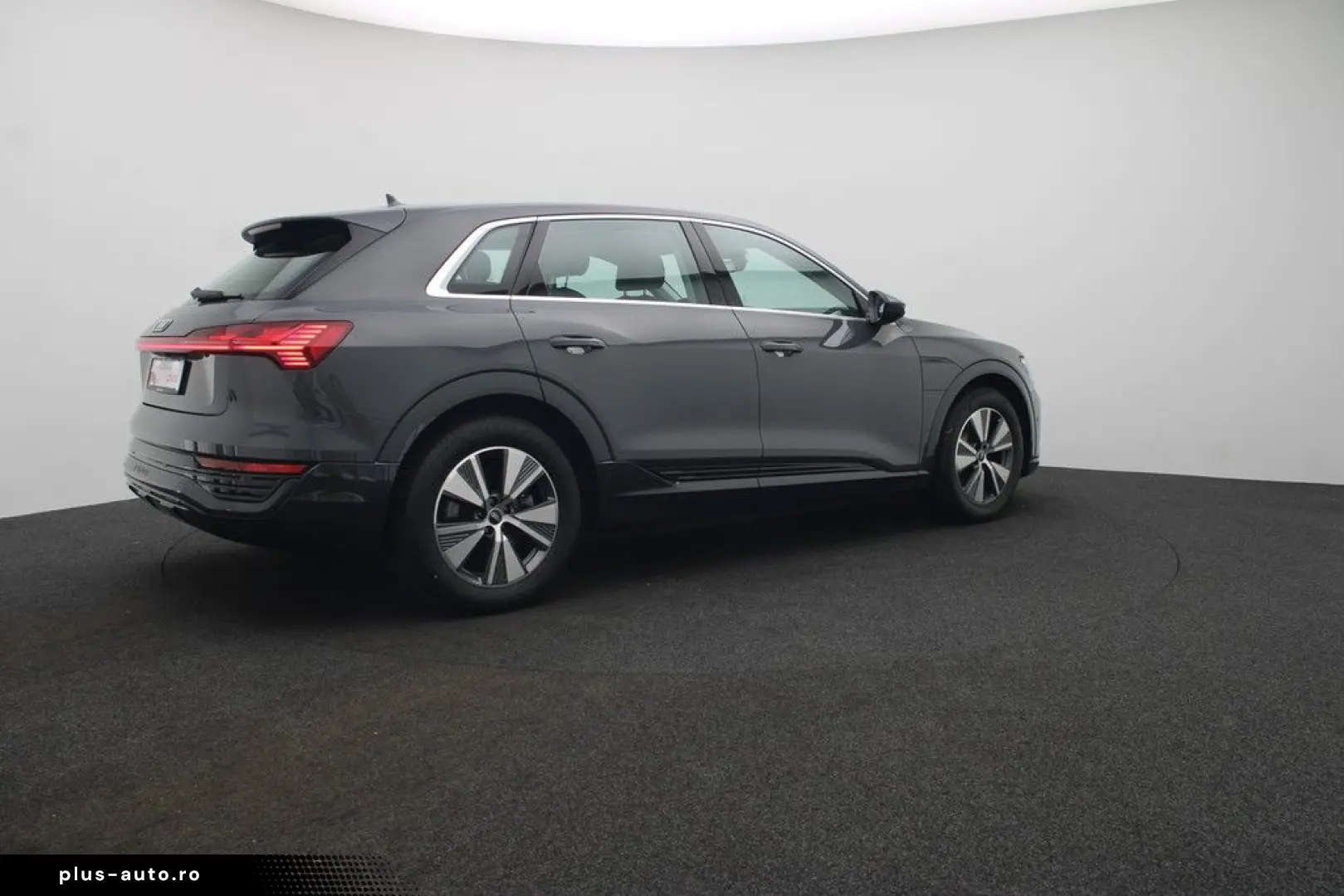 AUDI Q8 e-tron 50 e-tron quattro advanced LED Navi