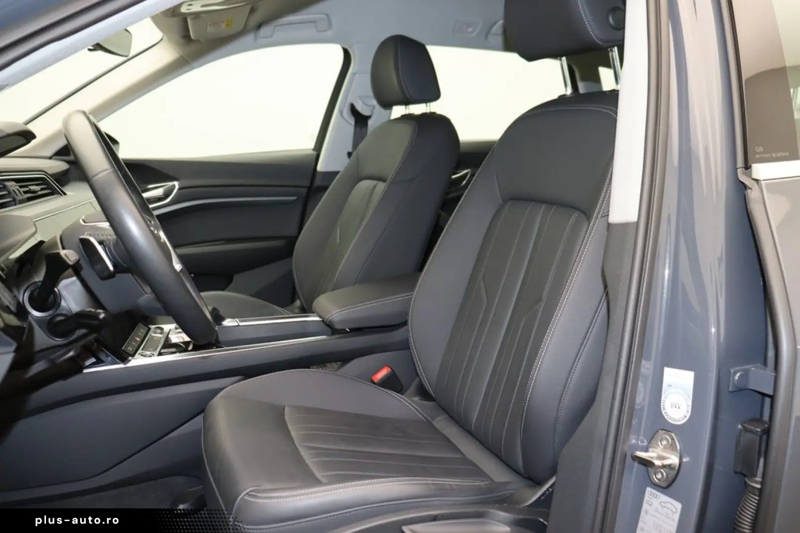 AUDI Q8 e-tron 50 e-tron quattro advanced LED Navi