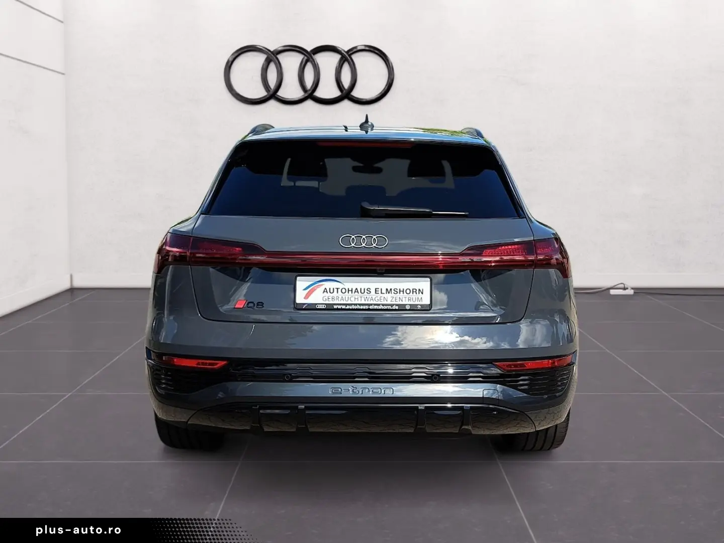 AUDI Q8 e-tron 50 quattro S line PANO MATRIX 21  KAM
