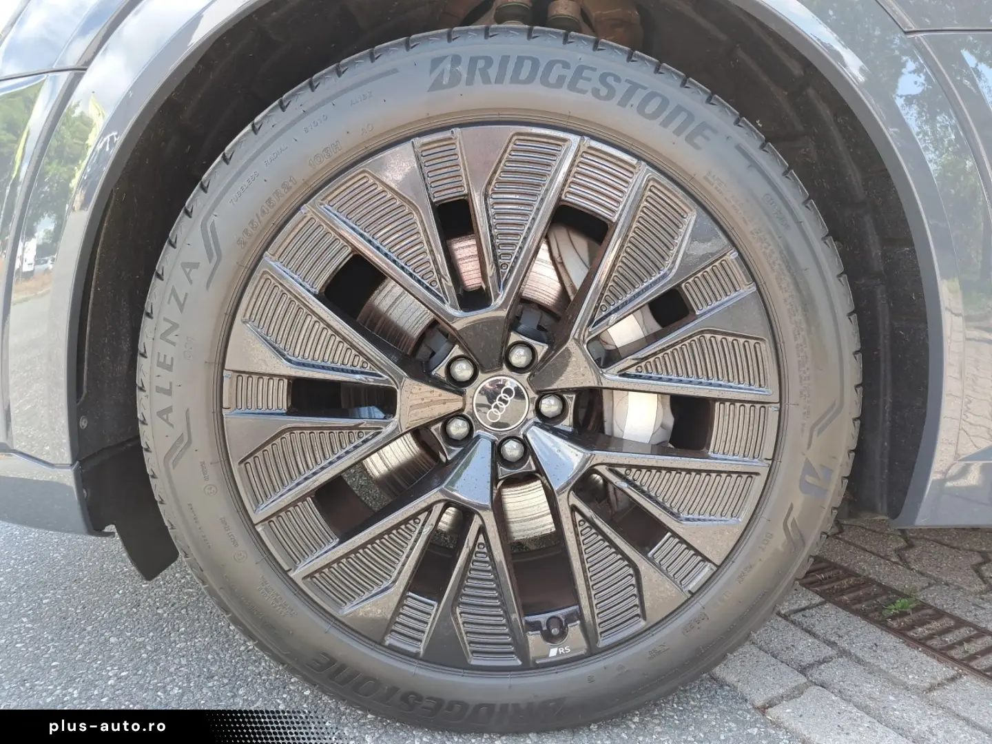 AUDI Q8 e-tron 50 quattro S line PANO MATRIX 21  KAM
