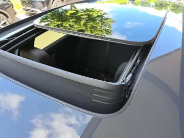 AUDI Q8 e-tron 50 quattro S line PANO MATRIX 21  KAM