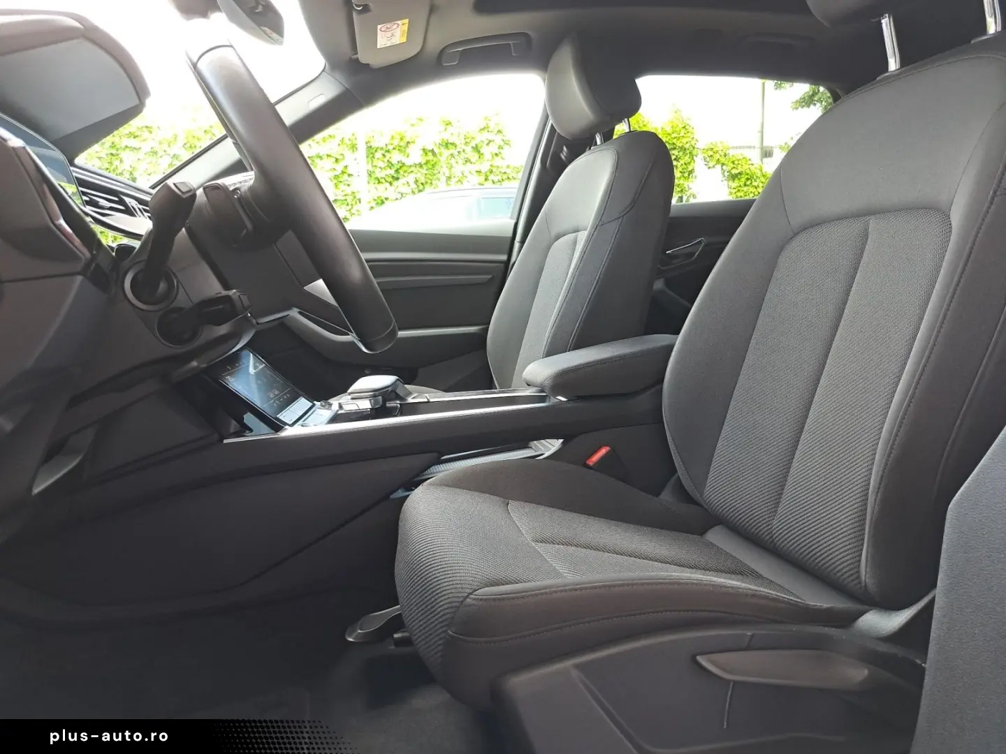 AUDI Q8 e-tron 50 quattro S line PANO MATRIX 21  KAM