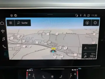 AUDI Q8 e-tron 50 quattro S line PANO MATRIX 21  KAM