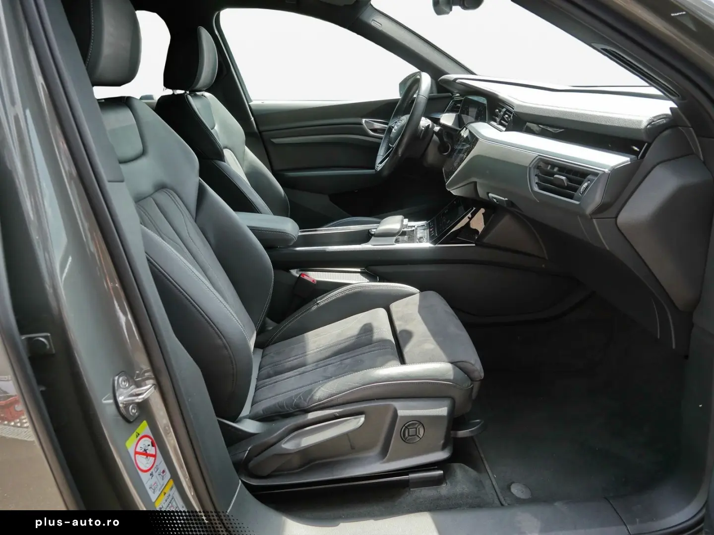 AUDI Q8 Sportback e-tron 50 qu.  Matrix AHK Tour RFK
