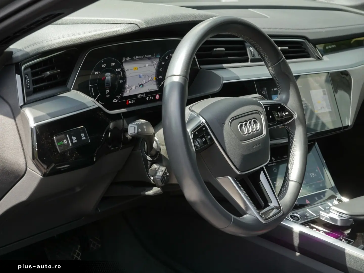 AUDI Q8 Sportback e-tron 50 qu.  Matrix AHK Tour RFK
