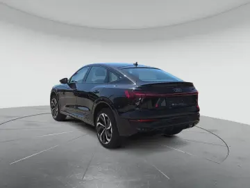AUDI Q8 Sportback e-tron S line 50 quattro  DVD MATRI
