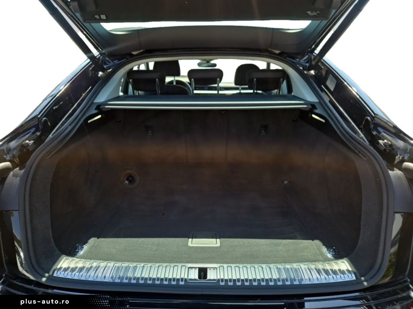 AUDI Q8 Sportback e-tron S line 50 quattro  DVD MATRI