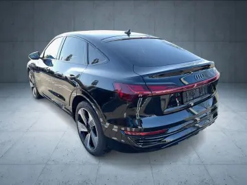 AUDI Q8 Sportback e-tron advanced 50 qu S line AHK Ma
